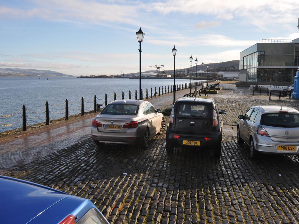 A Pousada The Waterfront Greenock Exterior foto