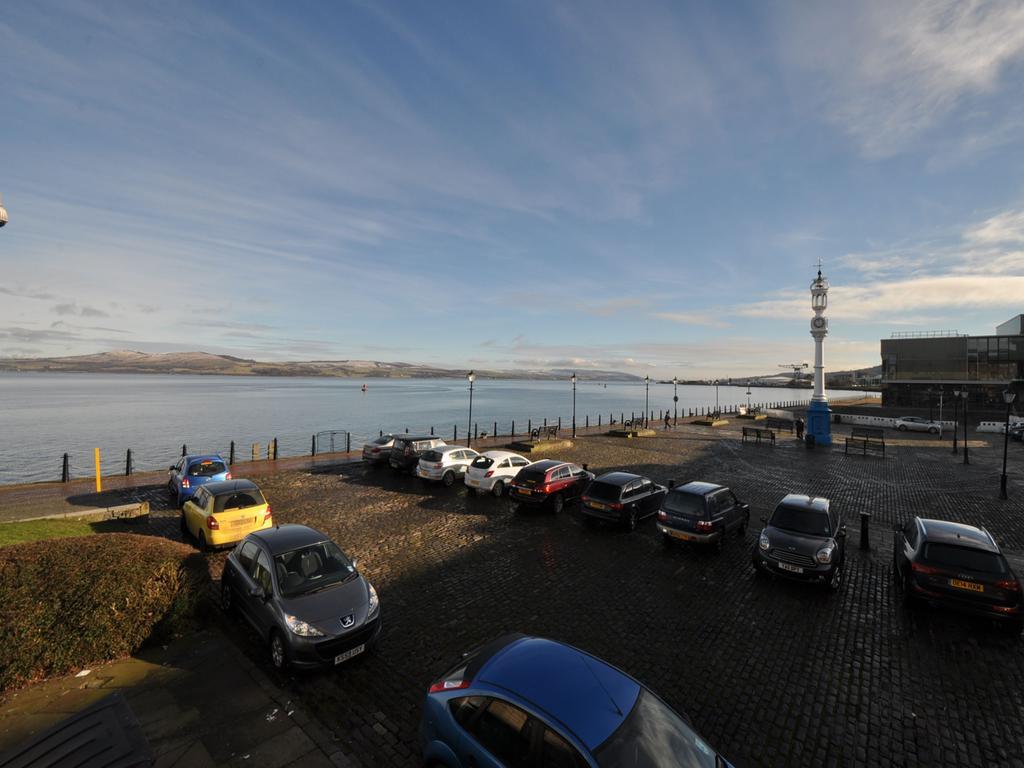 A Pousada The Waterfront Greenock Exterior foto